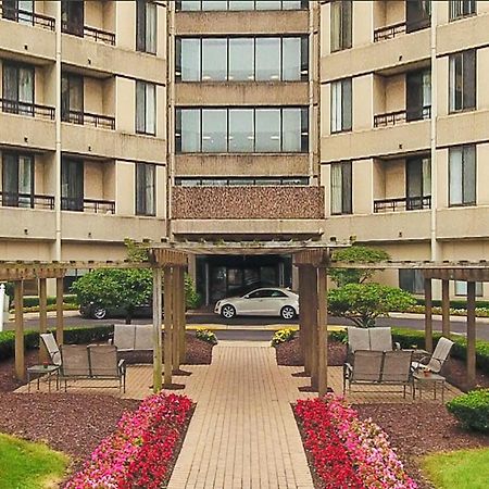 Short Term Rentals At The Park At Trowbridge Senior Community Southfield Eksteriør bilde