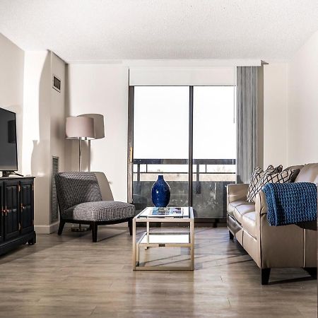 Short Term Rentals At The Park At Trowbridge Senior Community Southfield Eksteriør bilde