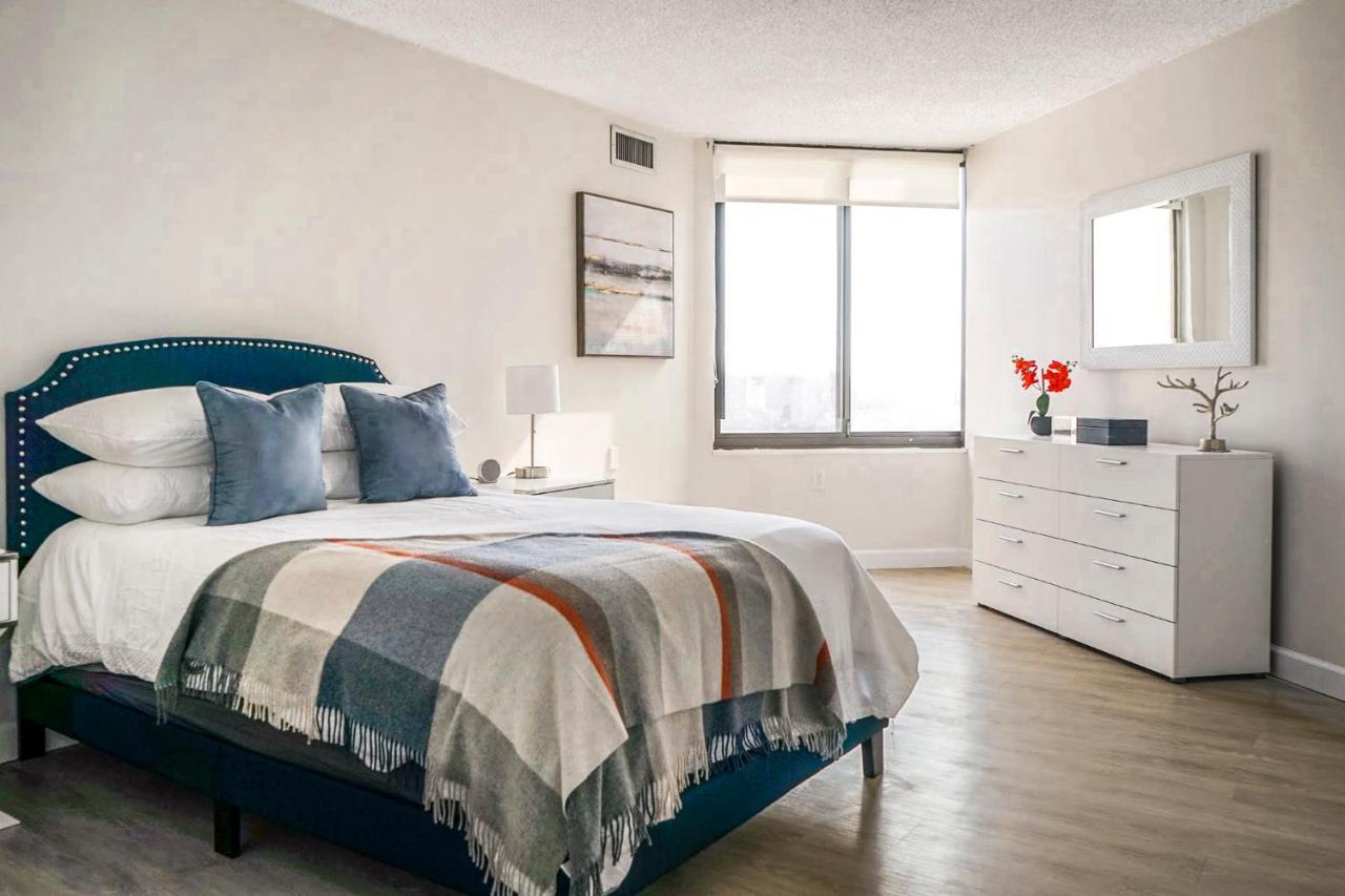 Short Term Rentals At The Park At Trowbridge Senior Community Southfield Eksteriør bilde