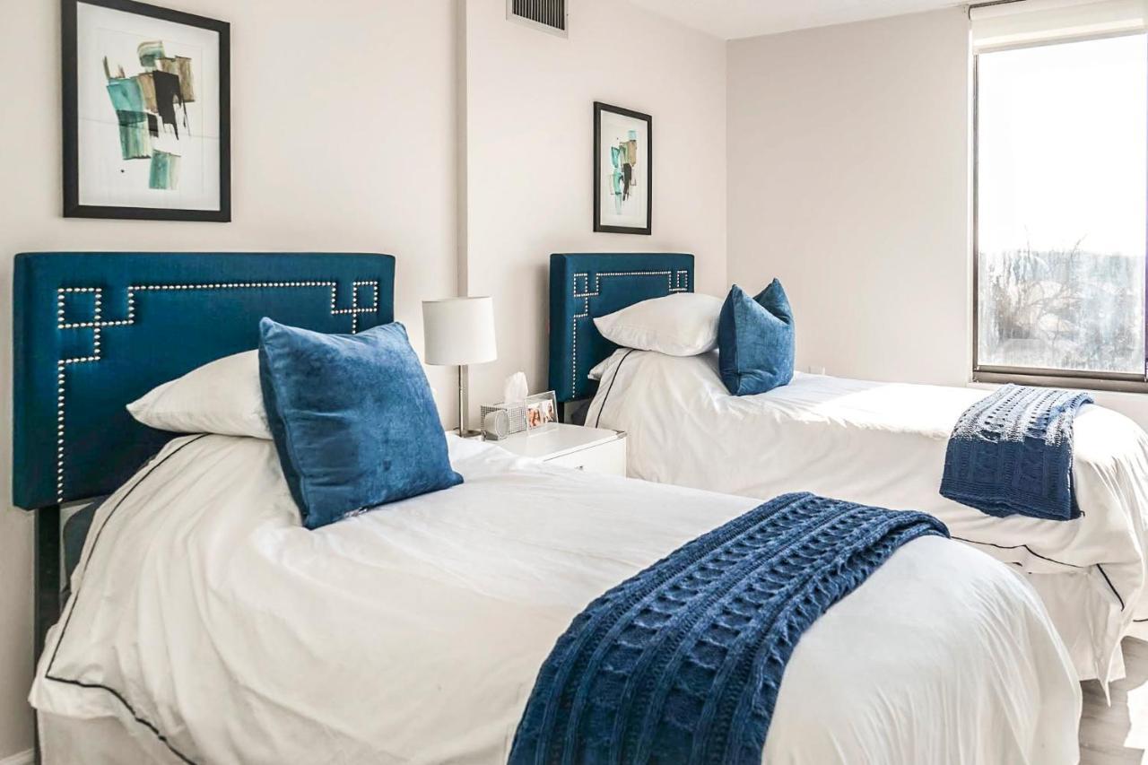 Short Term Rentals At The Park At Trowbridge Senior Community Southfield Eksteriør bilde
