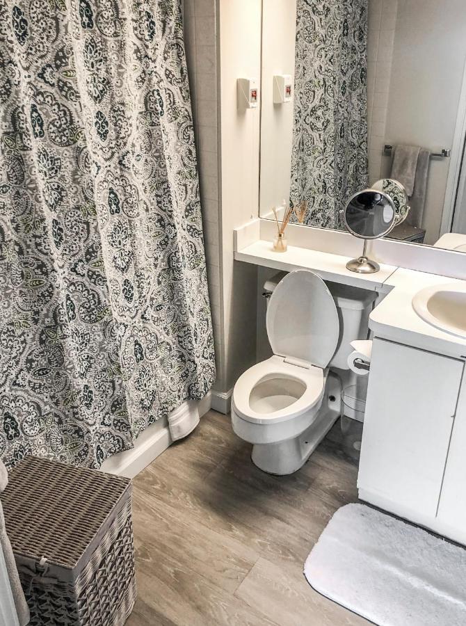 Short Term Rentals At The Park At Trowbridge Senior Community Southfield Eksteriør bilde