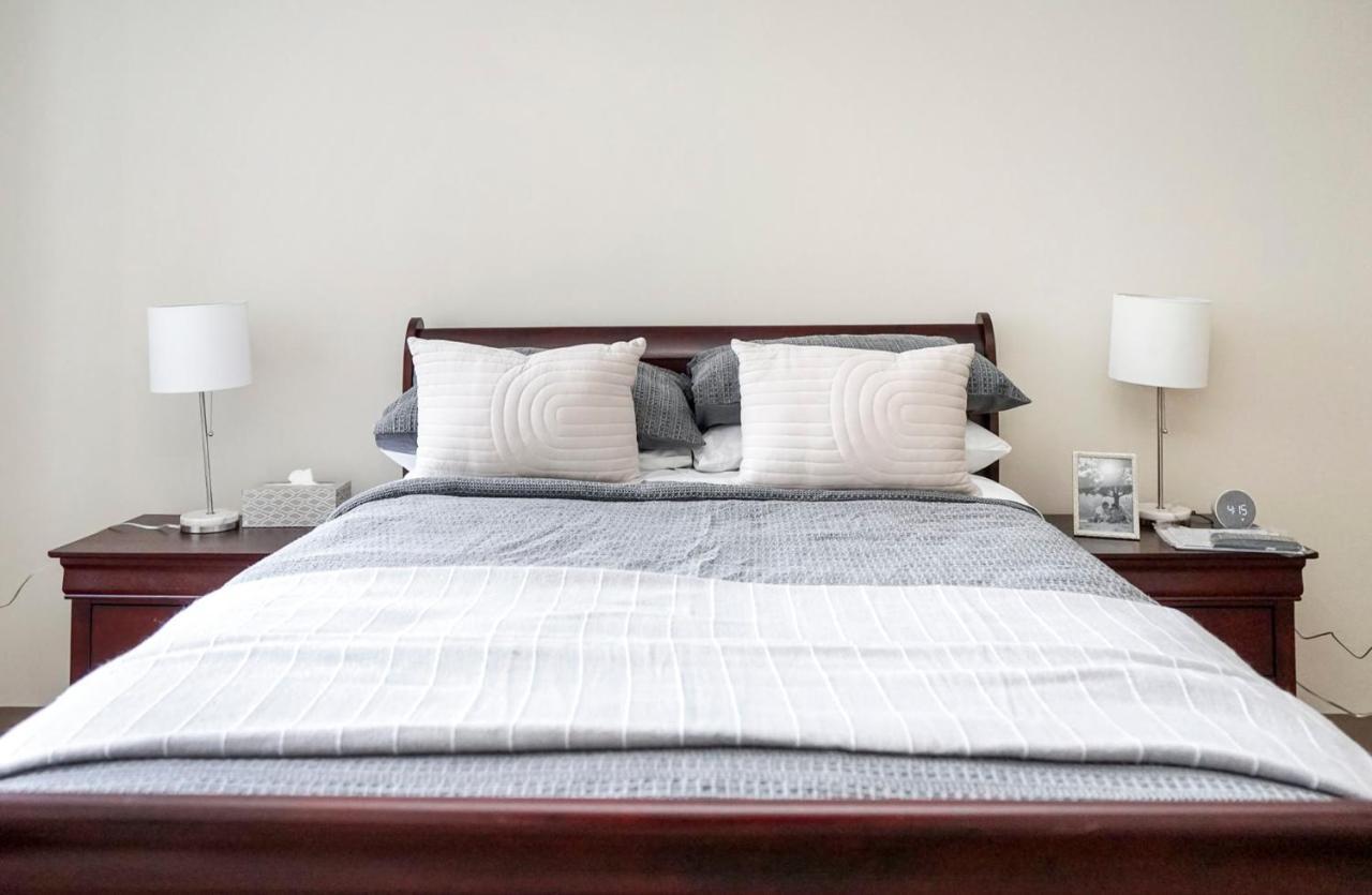 Short Term Rentals At The Park At Trowbridge Senior Community Southfield Eksteriør bilde