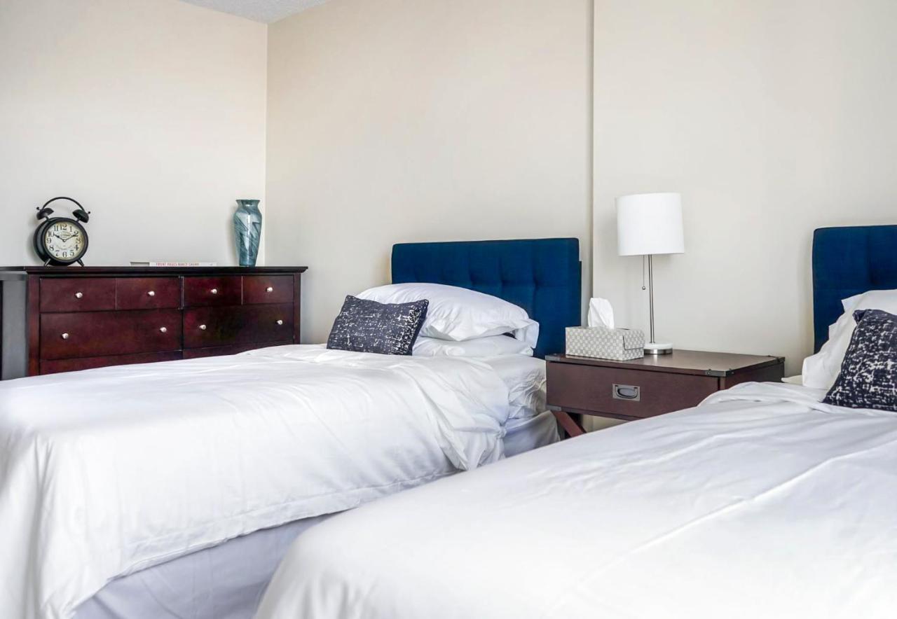Short Term Rentals At The Park At Trowbridge Senior Community Southfield Eksteriør bilde