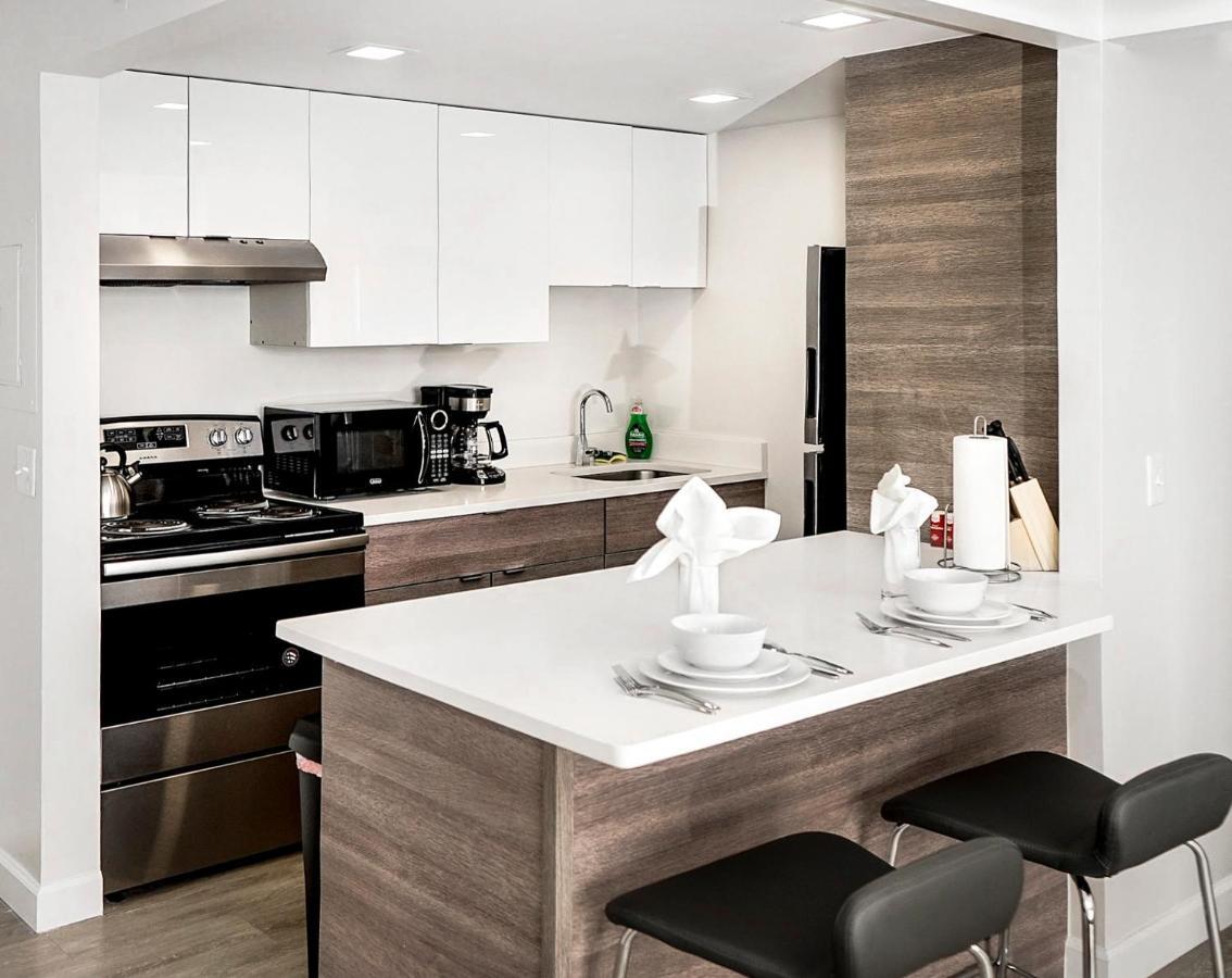 Short Term Rentals At The Park At Trowbridge Senior Community Southfield Eksteriør bilde