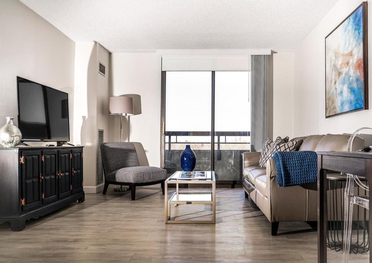 Short Term Rentals At The Park At Trowbridge Senior Community Southfield Eksteriør bilde