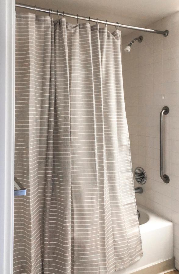Short Term Rentals At The Park At Trowbridge Senior Community Southfield Eksteriør bilde