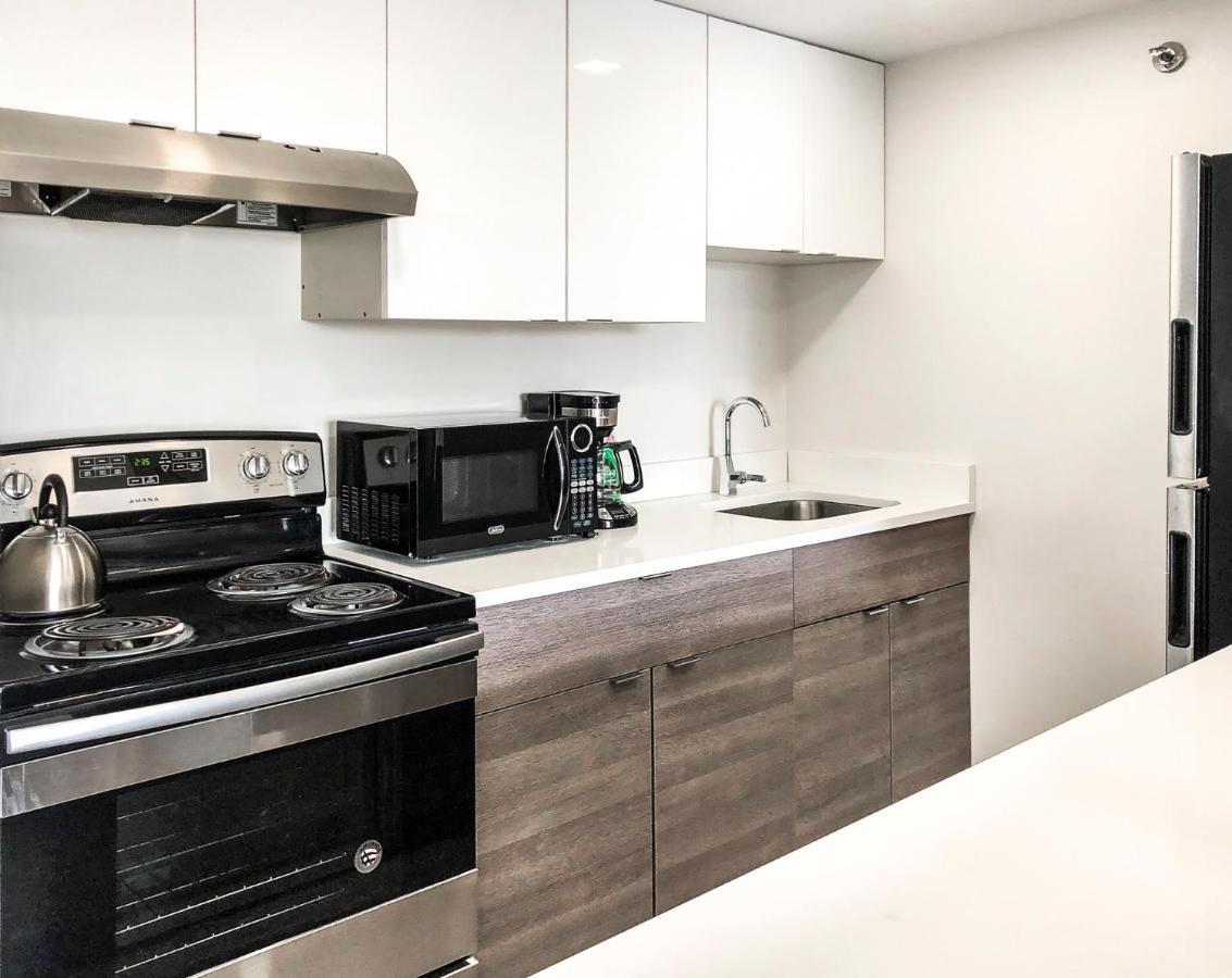 Short Term Rentals At The Park At Trowbridge Senior Community Southfield Eksteriør bilde