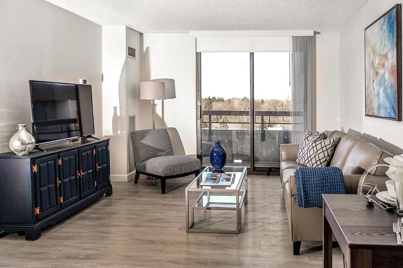 Short Term Rentals At The Park At Trowbridge Senior Community Southfield Eksteriør bilde